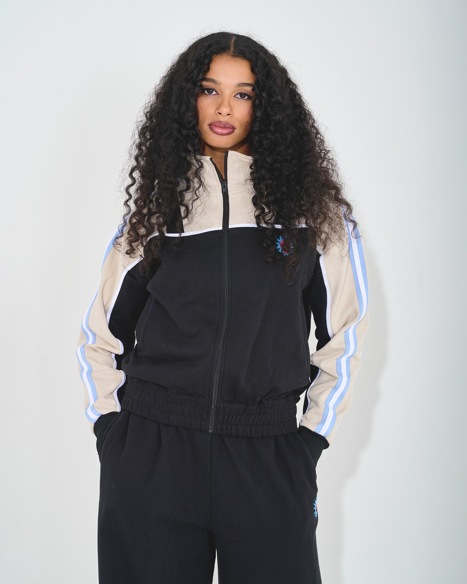zip up tracksuit jumper sports
