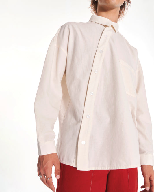 Shi Asymmetric Baggy Collared Shirt In Cream